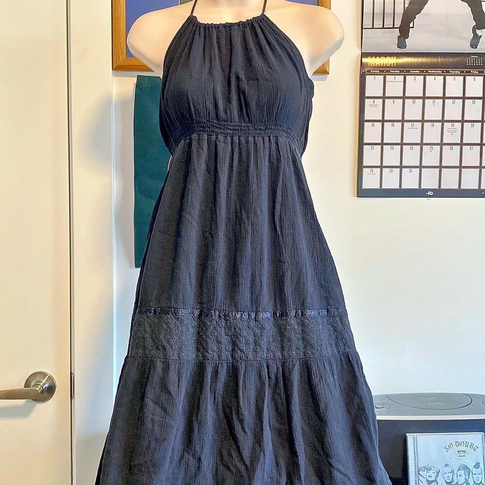 Black dress with adjustable straps
